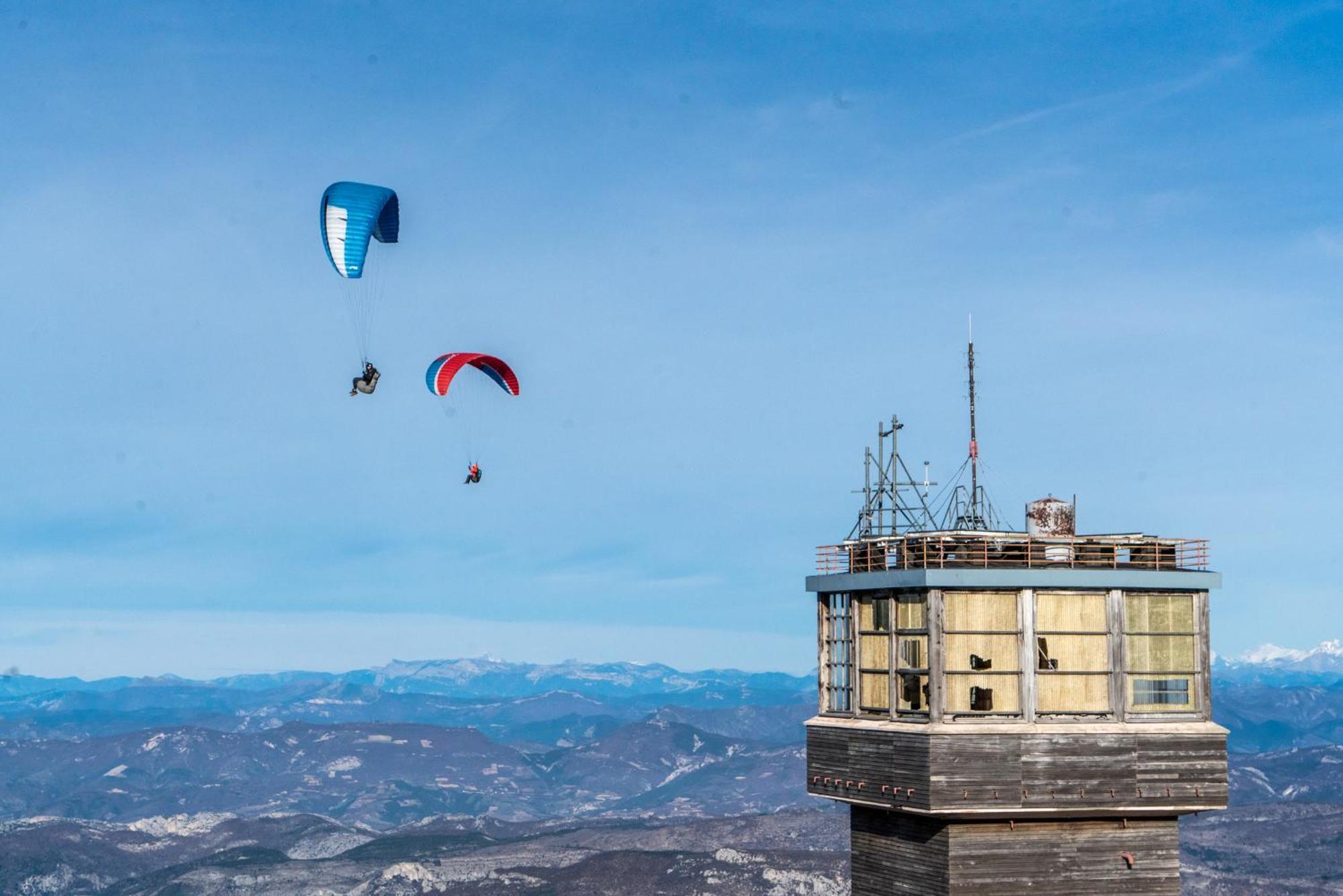 Les Terrasses De Cascavelle Villa Blauvac Luaran gambar