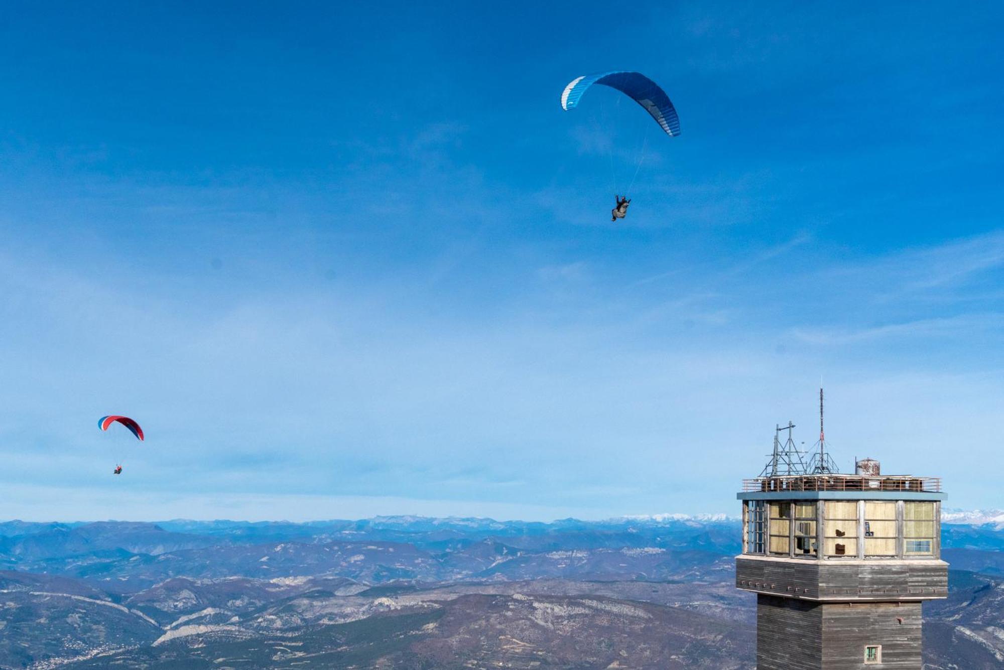 Les Terrasses De Cascavelle Villa Blauvac Luaran gambar