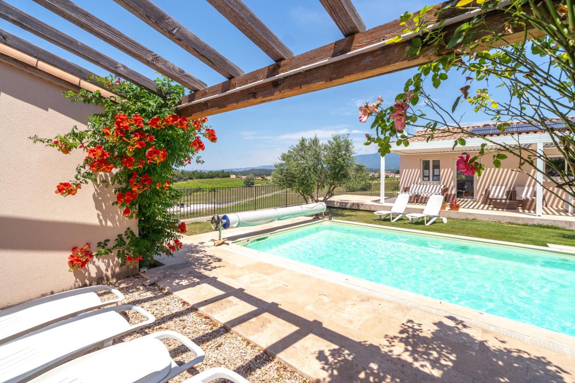 Les Terrasses De Cascavelle Villa Blauvac Luaran gambar