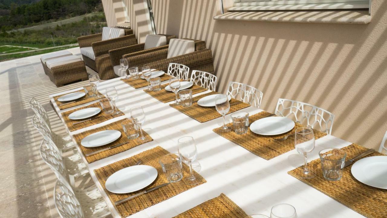 Les Terrasses De Cascavelle Villa Blauvac Luaran gambar
